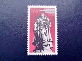 НДР, ФРН ГДР, ФРГ ^/--/^ Поштова марка Німеччина НДР &amp;quot; 40-ва річниця визволення від фашизму &amp;quot; 1985 рік ** ^_^^^ Почтовая марка Германия ГДР &amp;quot; 40-я годовщина освобождения от фашизма &amp;quot; 1985 год ** - фото фото фото