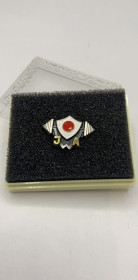 Відзнаки Знаки отличий ^/--/^ 6 /--/ к /--/ 83 Знак Федерация тяжёлой атлетики Японии в коробке. Спорт, штанга, Япония. Тяжелый металл. ^_^^^ Федерація важкої атлетики Японії в коробці Спорт, штанга, Японія. Важкий метал. - фото фото фото