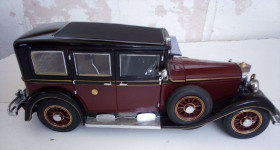 : : ^/--/^ Minichamps 1:24 Mercedes Benz Typ 770 1935 Red Black Hirohito - фото фото фото