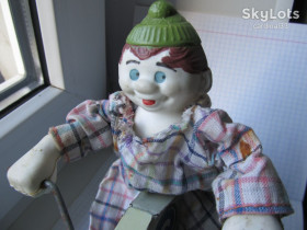 Ляльки Куклы ^/--/^ Заводной клоун на велосипеде. Завод Ватутина г. Киев ^_^^^ Заводний клоун на велосипеді. Завод Ватутіна м. Київ - фото фото фото