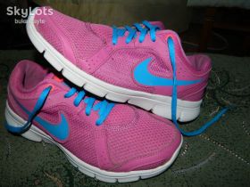 Кросівки Кроссовки ^/--/^ Кроссовки NIKE    (оригинал) фирменные размер-39 стелька- 25 см. ^_^^^ Кросівки NIKE (оригінал) фірмові розмір-39 стелька-25 см. - фото фото фото