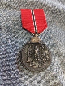Європа Европа ^/--/^ Медаль «За зимнюю кампанию 1941–1942» — «Мороженое мясо» ^_^^^ Медаль «За зимову кампанію 1941–1942» — «Морожене м'ясо» - фото фото фото