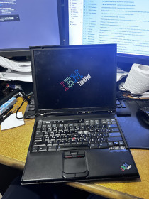 Lenovo IBM Lenovo, IBM ^/--/^ Ноутбук IBM ThinkPad T /--/ 40 2373-22 /--/ G № 251802303 ^_^^^ Ноутбук IBM ThinkPad T /--/ 40 2373-22 /--/ G No 251802303 - фото фото фото