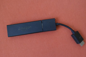 DVD-Плеери, приставки Smart TV DVD-Плееры, приставки Smart TV ^/--/^ Mедиаплеер Amazon Fire TV Stick  (модель LY /--/ 73 /--/ PR) TV BOX ^_^^^ Mедиаплеер Amazon Fire TV Stick (модель LY /--/ 73 /--/ PR) TV BOX - фото фото фото