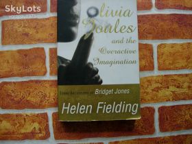Книги на іноземних мовах Книги на иностранных языках ^/--/^ Helen Fielding "Olivia Joules and the Overactive Imagination" (англ.) ^_^^^ Helen Fielding " Olivia Joules and the Overactive Imagination&quot - фото фото фото