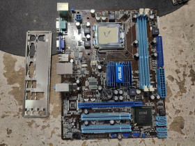 Материнські плати Материнские платы ^/--/^ Мат. плата Asus P /--/ 5 /--/ G /--/ 41 /--/ T-M LX /--/ 2/GB LGA /--/ 775 G /--/ 41 PCI-E+SVGA+GbLAN SATA MicroATX 2 /--/ DDR /--/ 3 № 251305111 ^_^^^ Мат. плата Asus P /--/ 5 /--/ G /--/ 41 /--/ T-M LX /--/ 2/GB LGA /--/ 775 G /--/ 41 PCI-E+SVGA+GbLAN SATA MicroATX 2 /--/ DDR /--/ 3 No 251305111 - фото фото фото