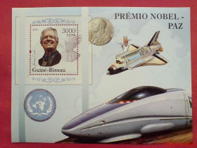Освоєння космосу Освоение космоса ^/--/^ Гвинея Биссау Guinea Bissau 2005 Nobel Prize Peace ss Carter bullet train space UN Peacekeeping Forc ^_^^^ Гвінея Біссау Guinea Bissau 2005 Nobel Prize Peace ss Carter bullet train space UN Peacekeeping Forc - фото фото фото