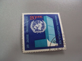 НДР, ФРН ГДР, ФРГ ^/--/^ марка Германия ГДР 1970 оон 25 лет герб архитектура гаш №9654 ^_^^^ Німеччина НДР 1970 ООН 25 років герб архітектура гаш No /--/ 9654 - фото фото фото