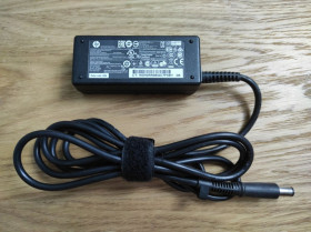 Адаптери живлення Адаптеры питания ^/--/^ Оригінальні зарядні HP 19.5 /--/ V 45 /--/ w 7,4 /--/ мм×5,0 /--/ мм ^_^^^ Оригинальные зарядные HP 19.5 /--/ V 45 /--/ w 7,4 /--/ мм×5,0 /--/ мм - фото фото фото