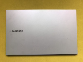 Корпуса Корпуса ^/--/^ Кришка матриці + камера + антени WiFi + шлейф на ноутбук Samsung Galaxy Book Ion White NP /--/ 950 /--/ XCJ ^_^^^ Крышка матрицы + камера + антенны WiFi + шлейф на ноутбук Samsung Galaxy Book Ion White NP /--/ 950 /--/ XCJ - фото фото фото