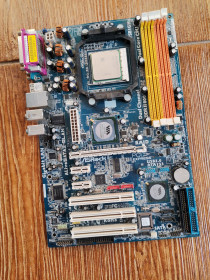 Материнські плати Материнские платы ^/--/^ Материнская плата Asrock Alive Sata /--/ 2-GLAN socket AM /--/ 2 AMD Athlon 64 3800+ ADA /--/ 3800 /--/ IAA /--/ 4 /--/ CW - фото фото фото