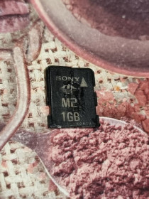 Карти пам'яті Карты памяти ^/--/^ Карта памяти 1 гб sony m /--/ 2 5.78/9.22 сони ^_^^^ Карта пам'яті 1 гб sony m /--/ 2 5.78/9.22 соні - фото фото фото