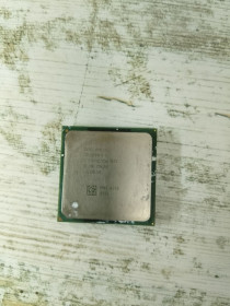 Процесори Процессоры ^/--/^ Intel Celeron 2.53 Ghz/256/533  s /--/ 478 #57 ^_^^^ Intel Celeron 2.53 Ghz/256/533 s /--/ 478 #57 - фото фото фото