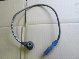Датчики Датчики ^/--/^ Датчик детонации Audi A /--/ 4 A /--/ 8 A /--/ 6 C /--/ 5 VW Passat B /--/ 5 ^_^^^ Детонація Audi A /--/ 4 A /--/ 8 A /--/ 6 C /--/ 5 VW Passat B /--/ 5 - фото фото фото