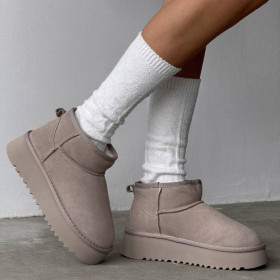 УГГІ (UGG) УГГИ (UGG) ^/--/^ Женские бежевые угги на платформе, натуральная замша 36-41 /--/ р код 23379 40 ^_^^^ Біжеві вугги на платформі, біж вугі платформа, уги 36-41 /--/ р код 11190 41 - фото фото фото