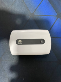 Модеми Модемы ^/--/^ Портативный 3 /--/ G Wi-Fi роутер Huawei Mobile Wifi E /--/ 5221 /--/ s-2 ^_^^^ 3 /--/ G Wi-Fi роутер Huawei Mobile Wifi E /--/ 5221 /--/ s-2 - фото фото фото