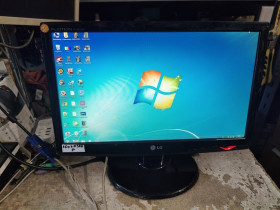 LG LG ^/--/^ Широкоформатный ЖК-монитор 19 дюймов LG Flatron W /--/ 1943 /--/ SB-PF № 25070308 ^_^^^ Широкоформатний ЖК-монітор 19 дюймів LG Flatron W /--/ 1943 /--/ SB-PF No 25070308 - фото фото фото