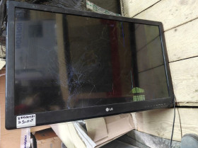LG LG ^/--/^ Широкоформатный LED телевизор с HDMI и audio 32 дюймов LG 32 /--/ LS /--/ 350 /--/ T № 26090471 ^_^^^ Широкоформатний LED телевізор з HDMI і audio 32 дюймів LG 32 /--/ LS /--/ 350 /--/ T No 26090471 - фото фото фото