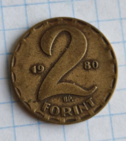 Угорщина Венгрия ^/--/^ Монета 2 форинта Венгрия 1982 год  медь или латунь vf /--/ 253. ^_^^^ Монета 2 форинта Угорщина 1982 рік мідь або латунь vf /--/ 253. - фото фото фото