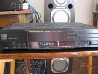 Підсилювачі Усилители ^/--/^ ТЮНЕР MARANTZ ST-64 ^_^^^ Тюнер Marantz ST-64 - фото фото фото