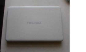 Toshiba Toshiba ^/--/^ Toshiba SATELLITE C /--/ 870-1 /--/ GX/ 17,3 - фото фото фото