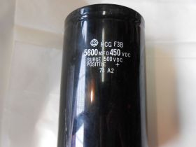 Конденсатори Конденсаторы ^/--/^ HCG. F /--/ 3 /--/ B. 5600 /--/ mfd 450 /--/ vdc. SURGE 500 /--/ vdc. ^_^^^ HCG. F /--/ 3 /--/ B. 5600 /--/ mfd 450 /--/ vdc. Surge 500 /--/ vdc. - фото фото фото