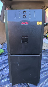 UPS, ИБП UPS, ИБП ^/--/^ Бесперебійник ДБЖ APC Smart-UPS 2200 SUA /--/ 2200 /--/ I №2 ^_^^^ Бесперебойник ДБЖ APC Smart-UPS 2200 SUA /--/ 2200 /--/ I No /--/ 2 - фото фото фото