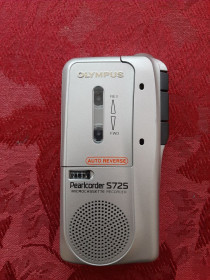 Диктофони Диктофоны ^/--/^ Диктофон Olympus Optical O.,LTD S /--/ 725 Silver Micro Cassette ^_^^^ Диктофон Olympus Optical O., LTD S /--/ 725 Silver Micro Cassette - фото фото фото