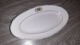 Статуетки, Скульптури, Фігурки, Фарфор Статуэтки, Скульптуры, Фигурки, Фарфор ^/--/^ Блюдо 25 * 13.5 /--/ см УР Украинский Ресторан Коростень СССР ^_^^^ Блюдо 25 * 13.5 /--/ см УР Український Ресторан Коростень СРСР - фото фото фото