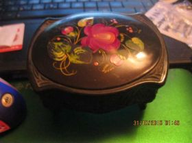 Інше Другое ^/--/^ ШКАТУЛКА пластмассовая СССР черная РУЧНАЯ РОСПИСЬ ^_^^^ ШКАТУЛКА пластмасова СРСР чорна РУЧНА РОЗСПИС - фото фото фото