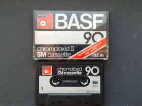 Касети Кассеты ^/--/^ Аудиокассета BASF Chromdioxid II 90 ^_^^^ Аудіокасет BASF Chromdioxid II 90 - фото фото фото