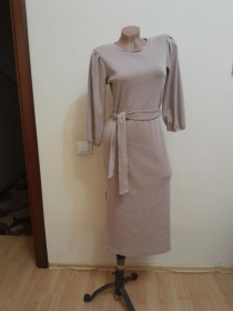 Сукні Платья ^/--/^ Трикотажне плаття s-м bershka міді ^_^^^ Трикотажное платье s-м bershka меди - фото фото фото