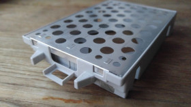 Корпуса Корпуса ^/--/^ Корпус корзины диска           (HDD caddy) ноутбука Panasonic CF-C /--/ 1 ^_^^^ Корпус кошика диска (HDD caddy) ноутбука Panasonic CF-C /--/ 1 - фото фото фото