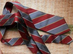 Краватки Галстуки ^/--/^ Галстук  100% SILK . Стиль политика ^_^^^ Галстук 100% SILK. Стиль політика - фото фото фото