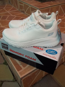 Кросівки Кроссовки ^/--/^ ( 36 р - 23 см ) Skechers  Оригинальные женские кроссовки  с адаптацией под вашу стопу белые Новые ^_^^^ (36 р - 23 см ) Skechers Оригінальні жіночі кросівки з адаптацією під вашу стопу білі Нові - фото фото фото