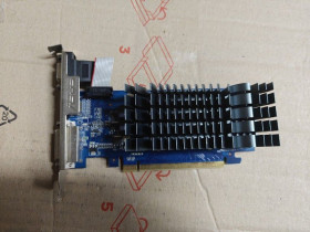 Відеокарти Видеокарты ^/--/^ Видеокарта ASUS GeForce 210 EN /--/ 210 SILENT/DI/1 /--/ GD /--/ 3/V /--/ 2  (LP) 1 /--/ GB PCI-E № 262101304 ^_^^^ Відеокарта ASUS GeForce 210 EN /--/ 210 SILENT/DI/1 /--/ GD /--/ 3/V /--/ 2 (LP) 1 /--/ GB PCI-E No 262101304 - фото фото фото