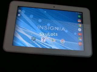 Інші моделі Другие модели ^/--/^ Белый планшет - Android 5 tablet Insignia (USA): 8 дюймов ^_^^^ Білий планшет - Android 5 tablet Insignia (USA): 8 дюймів - фото фото фото