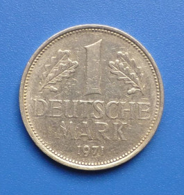 НДР, ФРН ГДР, ФРГ ^/--/^ Німеччина           (ФРН) - 1 марка 1971 р           (D) ^_^^^ Германия (ФРГ) - 1 марка 1971 г (D) - фото фото фото