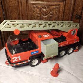 Інше Другое ^/--/^ * Playmobil geobra 1981 - пожарная машина германия ^_^^^ Playmobil geobra 1981 — пожежна машина Німеччини - фото фото фото