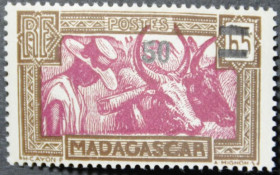 Інше Другое ^/--/^ Французские колонии Мадагаскар Надпечатка 1942 ^_^^^ Французькі колонії Мадагаскар Надпечатка 1942 - фото фото фото