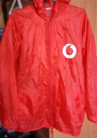 Вітровки Ветровки ^/--/^ ветровка  VODAFONE КРАСНАЯ ^_^^^ Вітрівка VODAFONE КРАСНА - фото фото фото