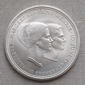 Данія Дания ^/--/^ Дания 10 крон, 1967 г. Свадьба Принцессы Маргрете, серебро ^_^^^ Данія 10 крон, 1967 Весілля Принцеси Маргрете, срібло - фото фото фото