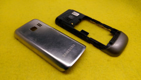 Корпуса на Samsung Корпуса на Samsung ^/--/^ Задняя крышка / корпус каркас / кришка для Samsung C /--/ 3530 + динамік ^_^^^ Задняя крышка / корпус каркас / крышка для Samsung C /--/ 3530 + динамик - фото фото фото