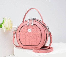 Сумки Сумки ^/--/^ Сумка жіноча кругла  Prada невелика, невелика сумка для дівчини Прада Рожевий ^_^^^ Сумка женская круглая Prada небольшая, небольшая сумка для девушки Прада Розовый - фото фото фото