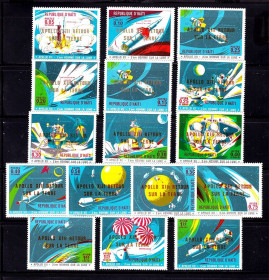 Освоєння космосу Освоение космоса ^/--/^ Космос . Гаити 1971 г  MNH - APOLLO  надпечатка - зуб. + б/з - 2 /--/ а скана ^_^^^ Космос. Гаити 1971 г MNH - APOLLO надпечатка - зуб. + б/з - 2 /--/ а скана - фото фото фото
