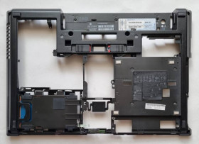 Інші комплектуючі Другие комплектующие ^/--/^ Нижня частина корпусу HP EliteBook 8460 /--/ p 8470 /--/ p б/в Оригінал ^_^^^ Нижняя часть корпуса HP EliteBook 8460 /--/ p 8470 /--/ p б/у Оригинал - фото фото фото