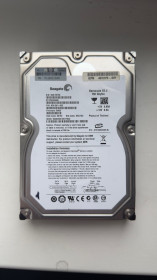 Жорсткі диски Жесткие диски ^/--/^ HDD Seagate Barracuda ES.2 750 ГБ SATA ST /--/ 3750330 /--/ NS №1, стан невідомий ^_^^^ HDD Seagate Barracuda ES.2 750 ГБ SATA ST /--/ 3750330 /--/ NS No /--/ 1, состояние неизвестное - фото фото фото