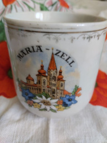 Чашки, кружки Чашки, кружки ^/--/^ Фарфоровая чашка Maria-Zell из Чехии ^_^^^ Фарфорова чашка Maria-Zell з Чехії - фото фото фото