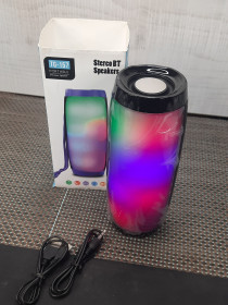 Портативні колонки, спікери Портативные колонки, спикеры ^/--/^ 04  нова Bluetooth колонка робоча ^_^^^ 04 новая Bluetooth колонка рабочая - фото фото фото