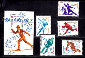 СРСР - СССР - ^/--/^ СССР  1980 г   MNH -  спорт - блок + марки ^_^^^ СРСР 1980 MNH - спорт - блок + марки - фото фото фото